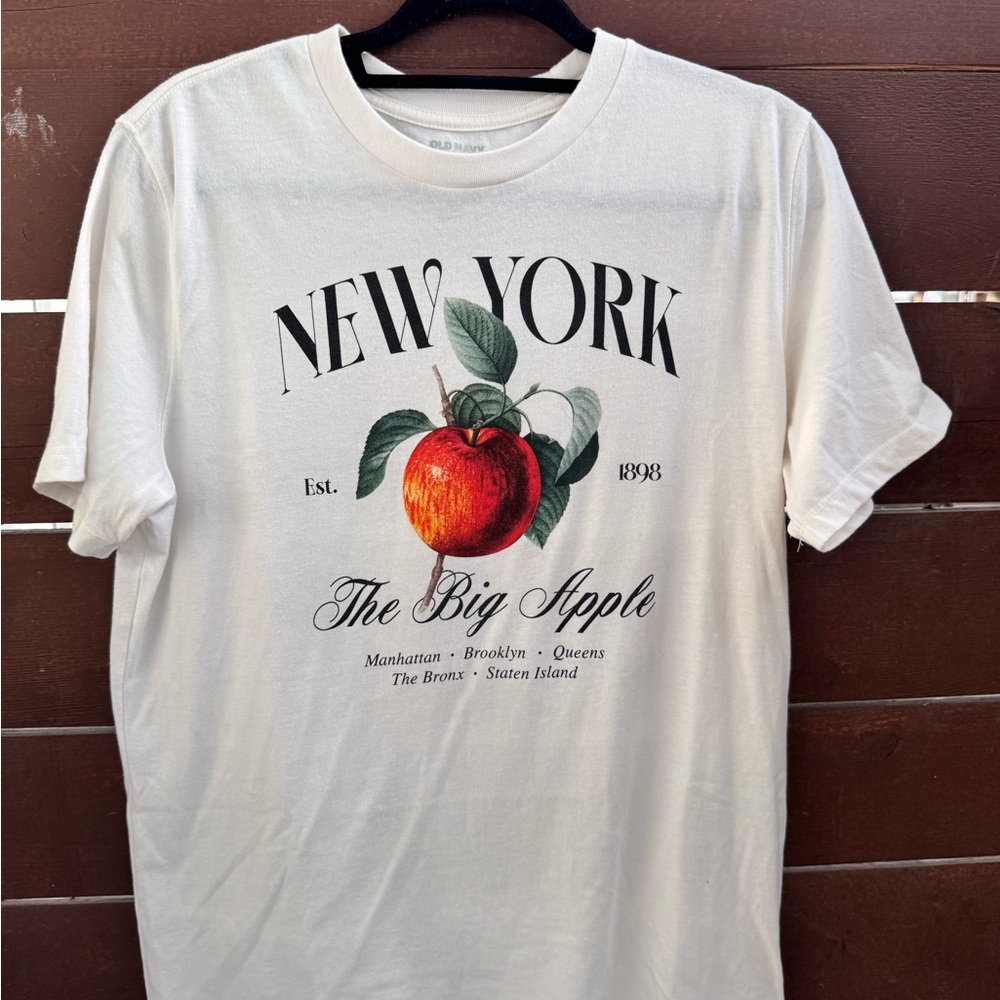 Old Navy New York Graphic Cream T-Shirt